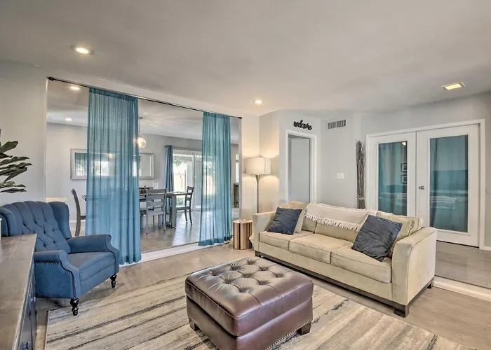 Holiday home 1 Mi To Dobson Ranch: Modern Escape W/ Gazebo! *