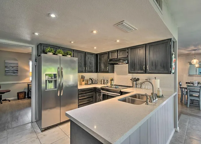 1 Mi To Dobson Ranch: Modern Escape W/ Gazebo! * Mesa