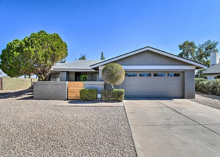 1 Mi To Dobson Ranch: Modern Escape W/ Gazebo! Holiday home Mesa
