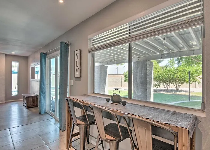 Holiday home 1 Mi To Dobson Ranch: Modern Escape W/ Gazebo! Mesa